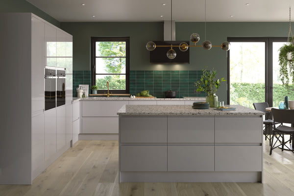 Lacarre — High Gloss Handleless