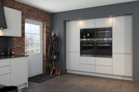 Jayline J-pull handleless kitchen in Supermatt Light Grey